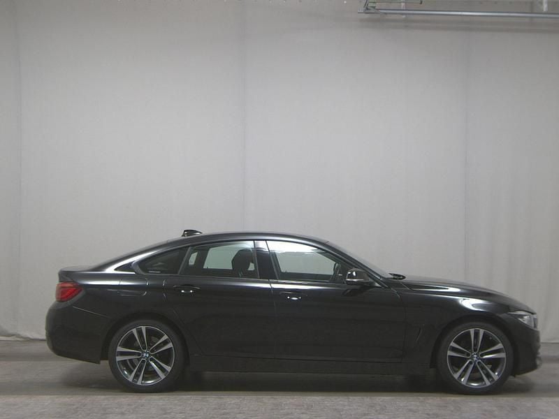 Schwarz Gebraucht 2019 BMW 418 Gran Coupé Sport Line Coupé | 17.480 € (Fairer Preis) - Bild 1/4