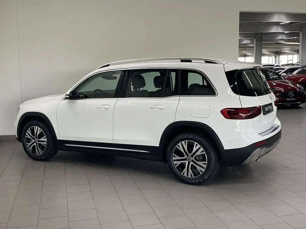 Gebraucht Mercedes GLB180 Progressive 136 PS (100 kW) 2025 Weiß SUV