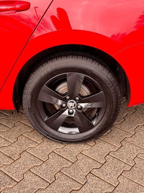 Gebraucht Skoda Fabia Cool Plus 95 PS (69 kW) 2019 Rot Kombi