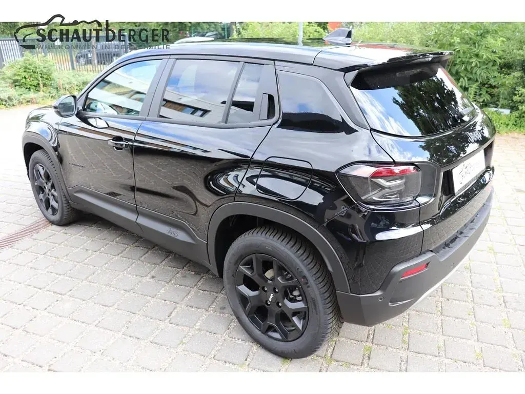 Neu Jeep Avenger 110 PS (80 kW) 2026 Schwarz SUV