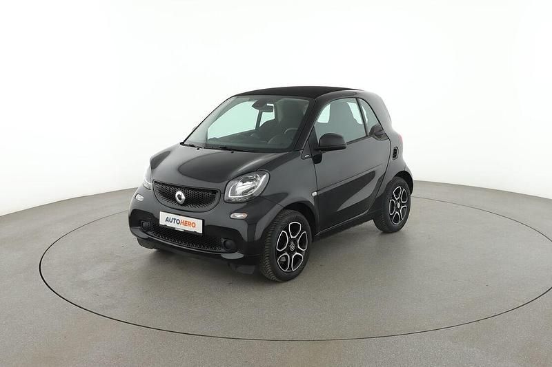 Schwarz Gebraucht 2018 Smart ForTwo Coupé Basis Kleinwagen | 9.380 € (Superpreis) - Bild 1/3