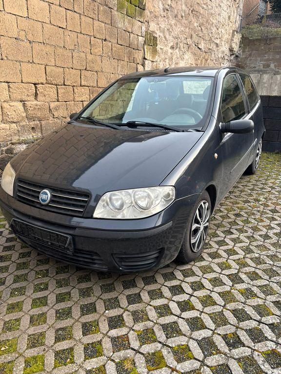 Gebraucht Fiat Punto 60 PS (44 kW) 2004 Schwarz Kleinwagen