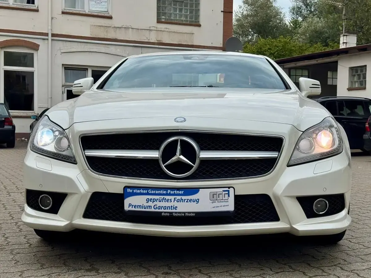 Gebraucht Mercedes CLS350 265 PS (194 kW) 2012 Weiß Coupé