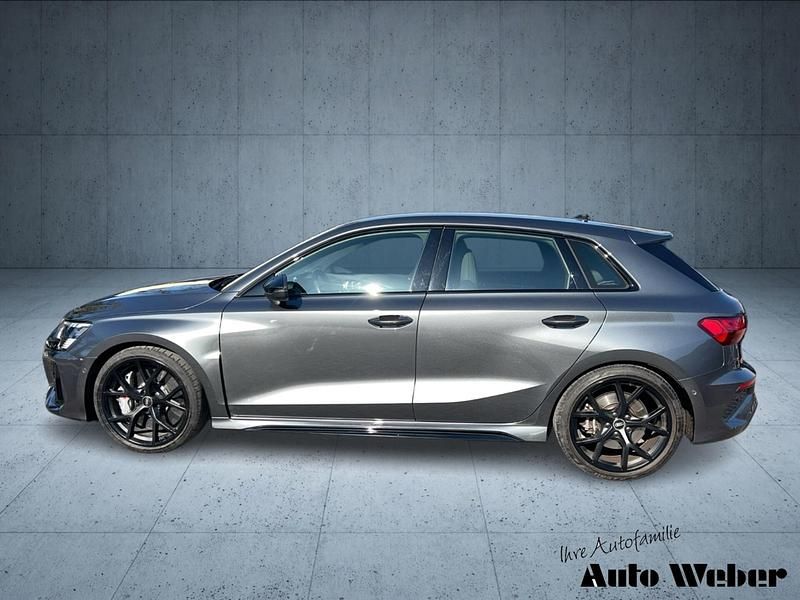 Gebraucht Audi RS3 Sportback Ambiente 400 PS (294 kW) 2023 Kleinwagen