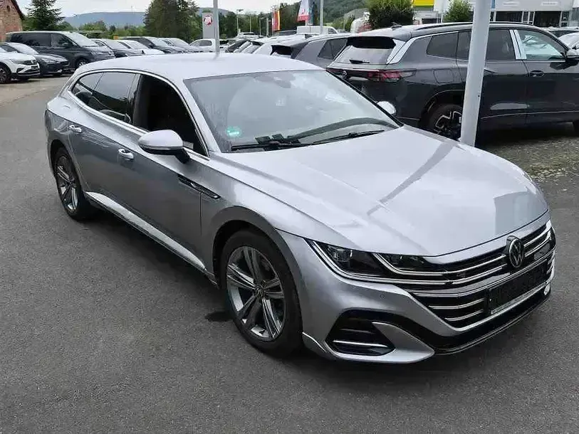 Gebraucht VW Arteon R-line 200 PS (147 kW) 2023 Pyritsilber metallic Coupé