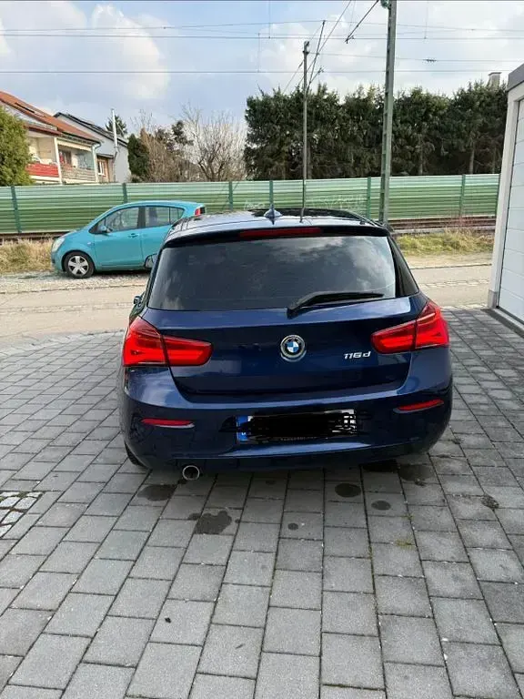 Gebraucht BMW 116 116 PS (85 kW) 2018 Blau Kleinwagen