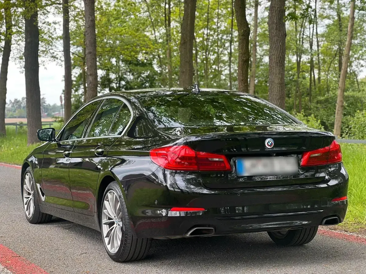 Gebraucht BMW 540 Shadowline 340 PS (250 kW) 2017 Schwarz Limousine