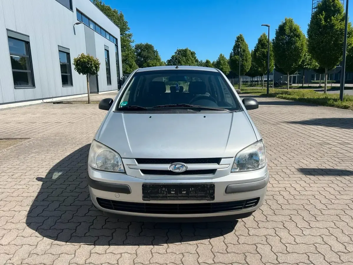 Gebraucht Hyundai Getz 63 PS (46 kW) 2005 Silber Kleinwagen