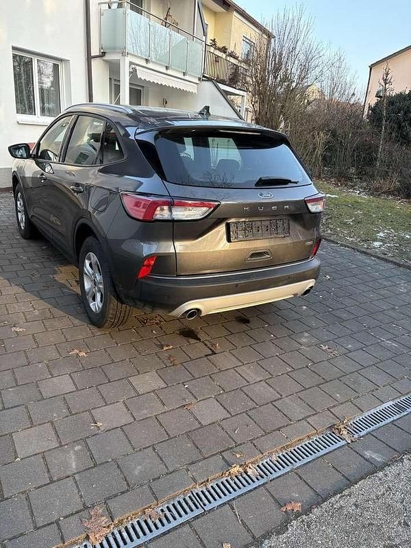 Gebraucht Ford Kuga Cool & Connect 224 PS (164 kW) 2023 Grau SUV