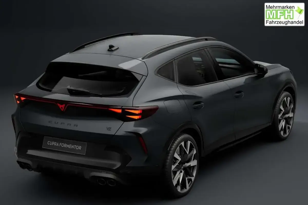 Neu Cupra Formentor VZ 333 PS (244 kW) 2026 Magnetic grau metallic SUV