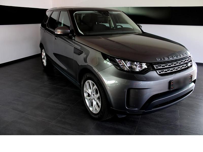 Grau Gebraucht 2018 Land Rover Discovery 5 SUV | 28.000 € (Etwas zu teuer) - Bild 1/4