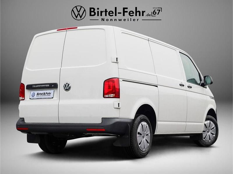 Gebraucht VW T6.1 114 PS (83 kW) 2023 Weiß Van