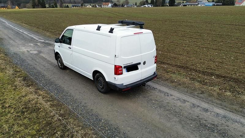Gebraucht VW Transporter 104 PS (76 kW) 2015 Weiß Van