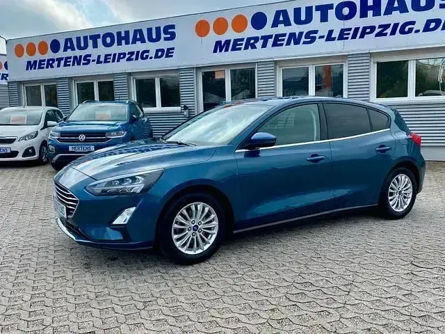Gebraucht Ford Focus Titanium 125 PS (91 kW) 2021 Blau Limousine