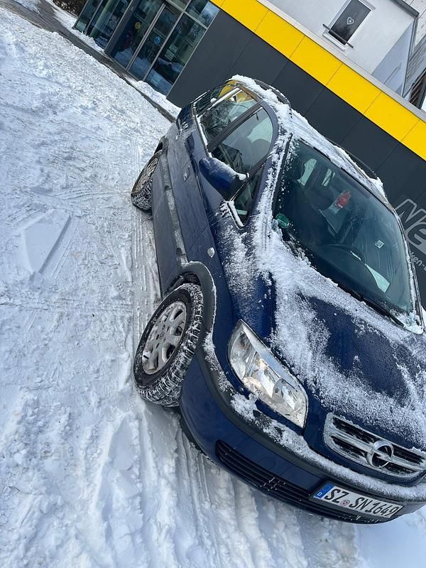 Blau Gebraucht 2004 Opel Zafira Van / Kleinbus | 2.600 € - Bild 1/4