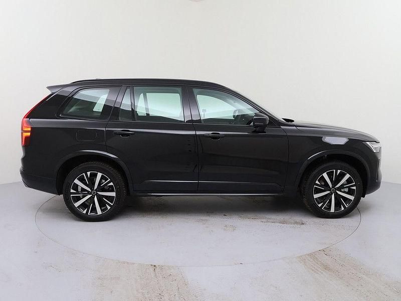 Neu Volvo XC90 Plus 455 PS (334 kW) 2026 Schwarz SUV