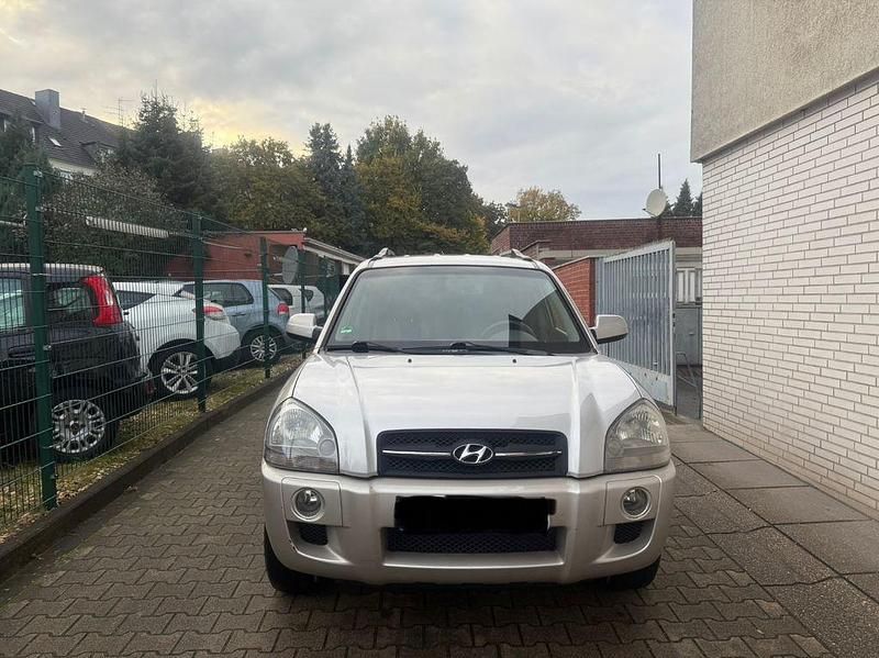 Gebraucht Hyundai Tucson GLS 141 PS (103 kW) 2008 Silber SUV