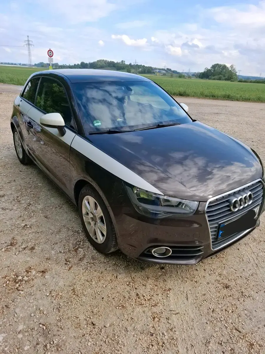 Gebraucht Audi A1 86 PS (63 kW) 2013 Braun Kleinwagen