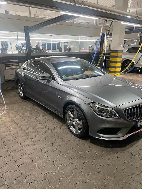 Gebraucht Mercedes CLS350 260 PS (191 kW) 2016 Grau Limousine