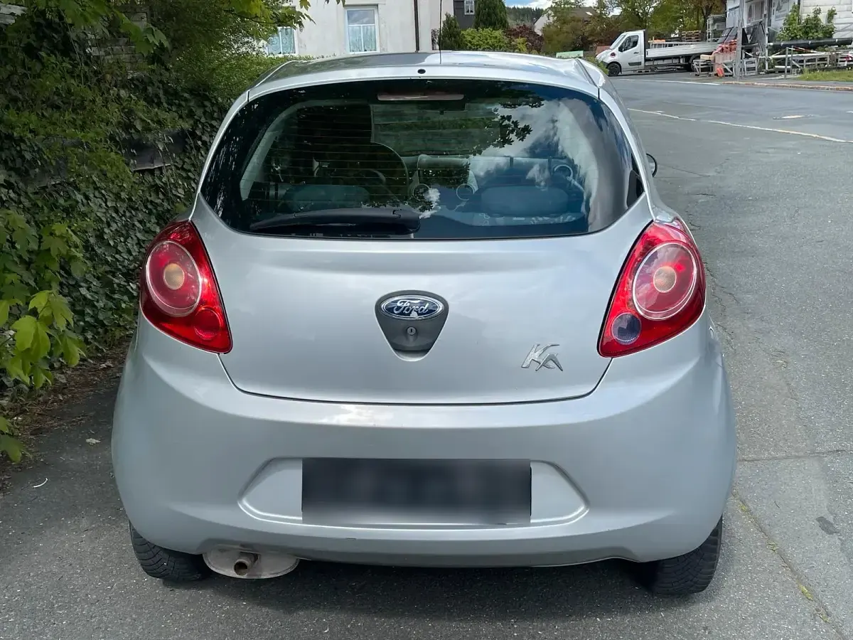 Gebraucht Ford Ka 69 PS (50 kW) 2009 Silber Kleinwagen