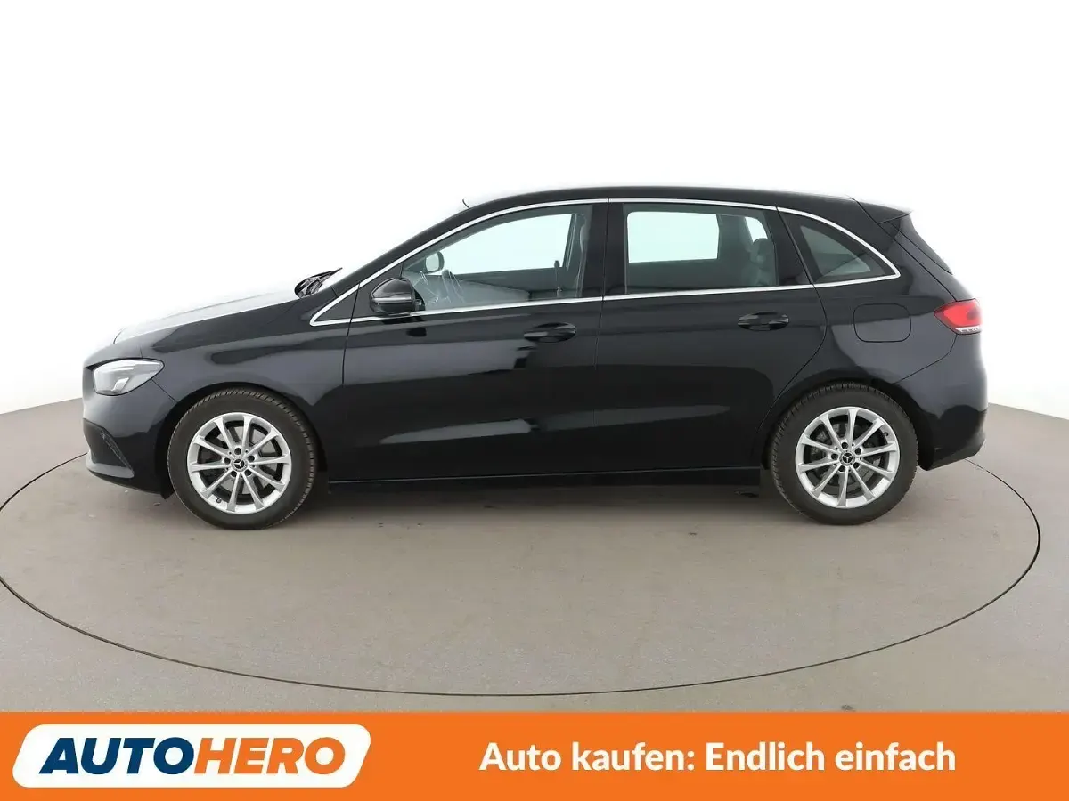 Gebraucht Mercedes B220 Progressive 190 PS (139 kW) 2019 Schwarz Van / Kleinbus