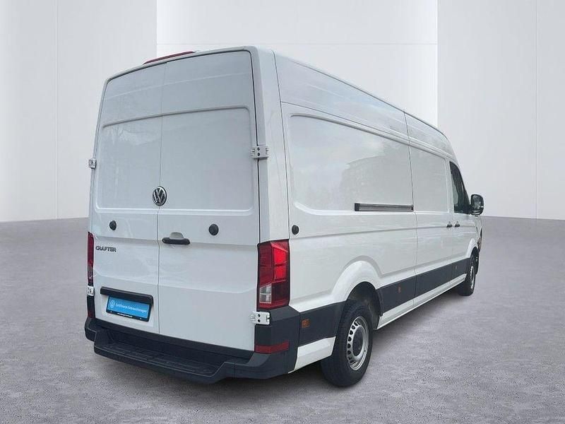 Gebraucht VW Crafter 140 PS (102 kW) 2022 Candyweiß Van