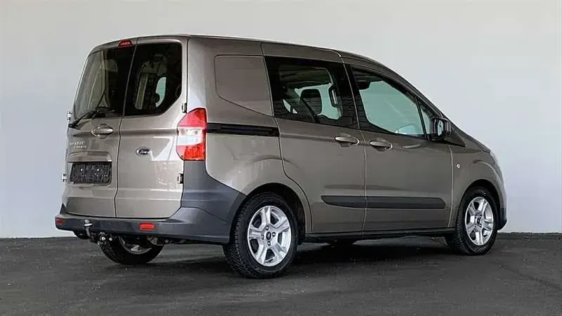 Gebraucht Ford Transit Trend 101 PS (74 kW) 2019 Silber Van / Kleinbus