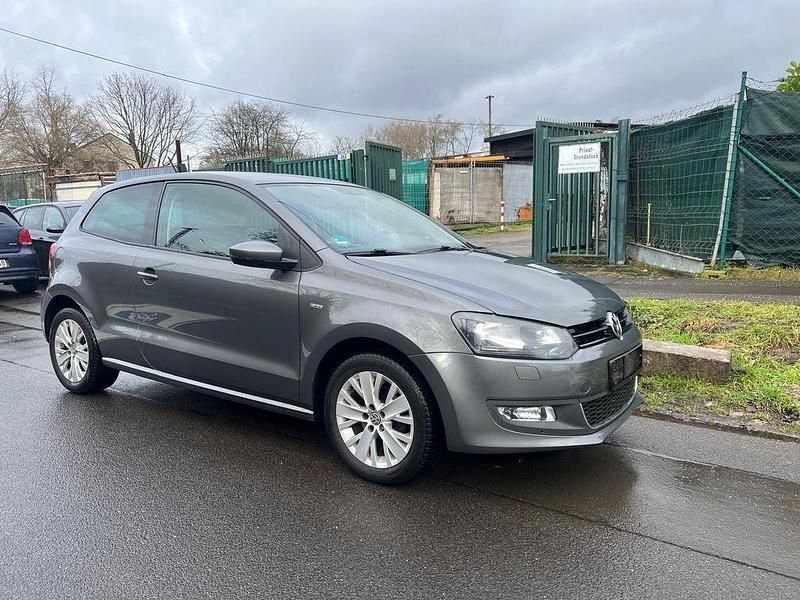 Gebraucht VW Polo Life 86 PS (63 kW) 2013 Grau Kleinwagen