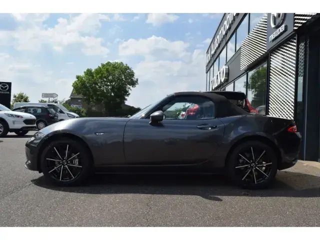 Gebraucht Mazda MX5 Exclusive 184 PS (135 kW) 2024 Rot Cabrio