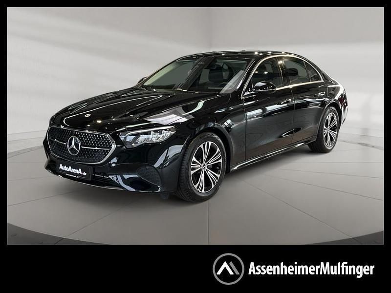 Schwarz Gebraucht 2024 Mercedes E220 Avantgarde Limousine | 46.919 € (Superpreis) - Bild 1/4