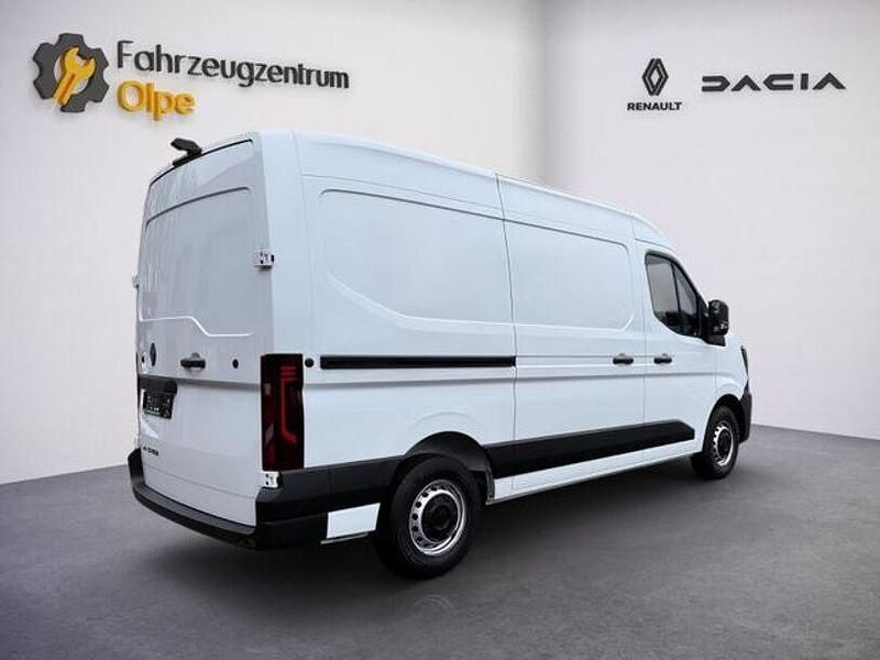 Gebraucht Renault Master 131 PS (96 kW) 2025 Weiß uni Van / Kleinbus