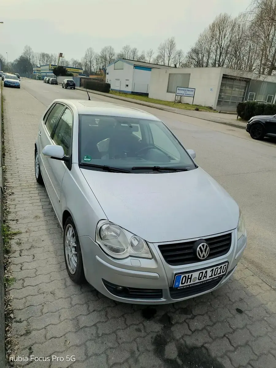 Gebraucht VW Polo 2009 Silber Kleinwagen