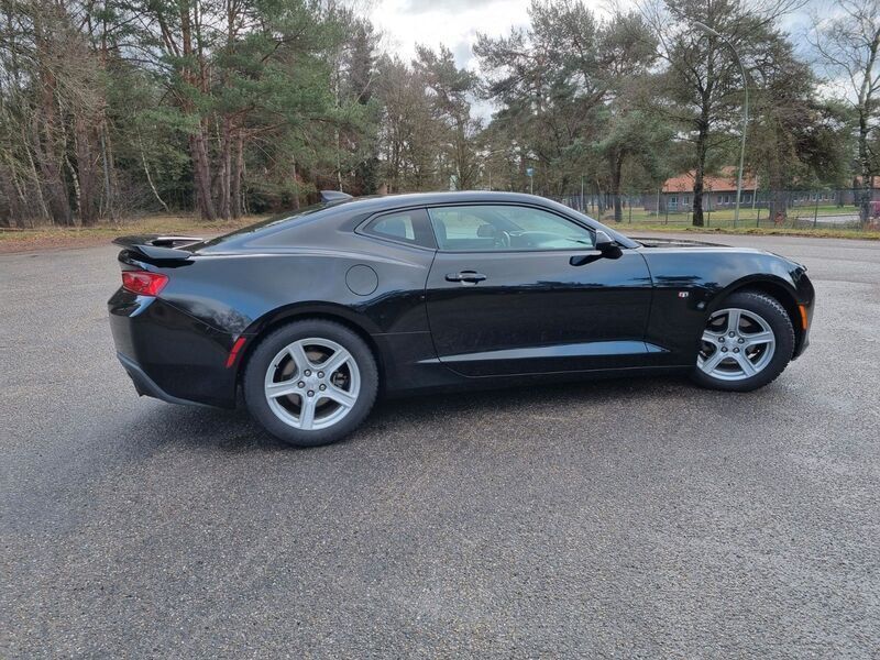 Schwarz Gebraucht 2017 Chevrolet Camaro Coupé | 24.897 € (Fairer Preis) - Bild 1/4
