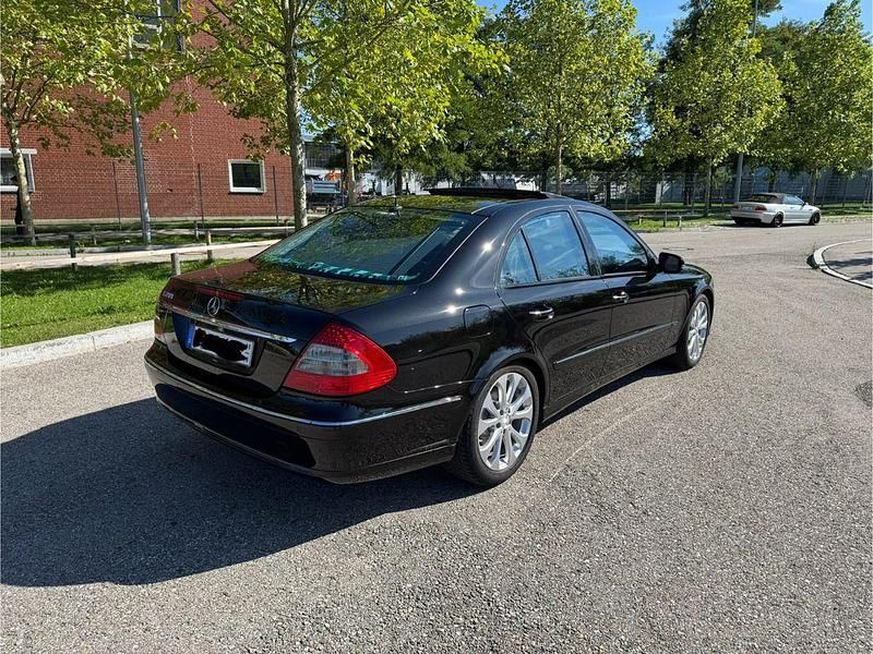 Gebraucht Mercedes E280 Avantgarde 231 PS (169 kW) 2007 Schwarz Limousine