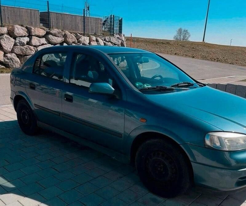 Gebraucht 1998 Opel Astra Limousine | 450 € (Superpreis) - Bild 1/4