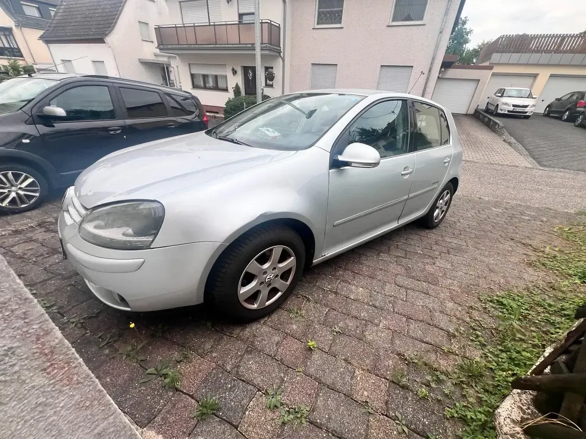 Gebraucht VW Golf V 80 PS (58 kW) 2008 Grau Kleinwagen