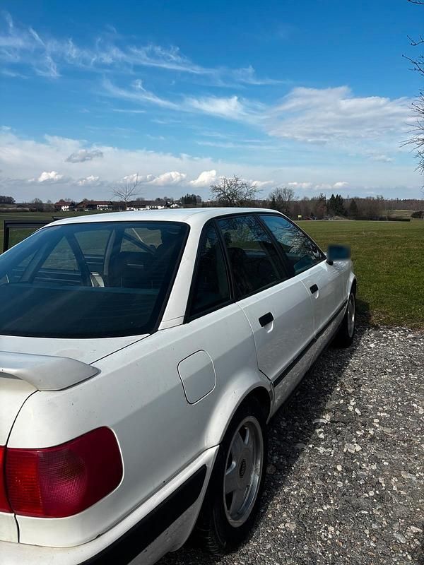 Gebraucht Audi 80 90 PS (66 kW) 1993 Weiß Limousine