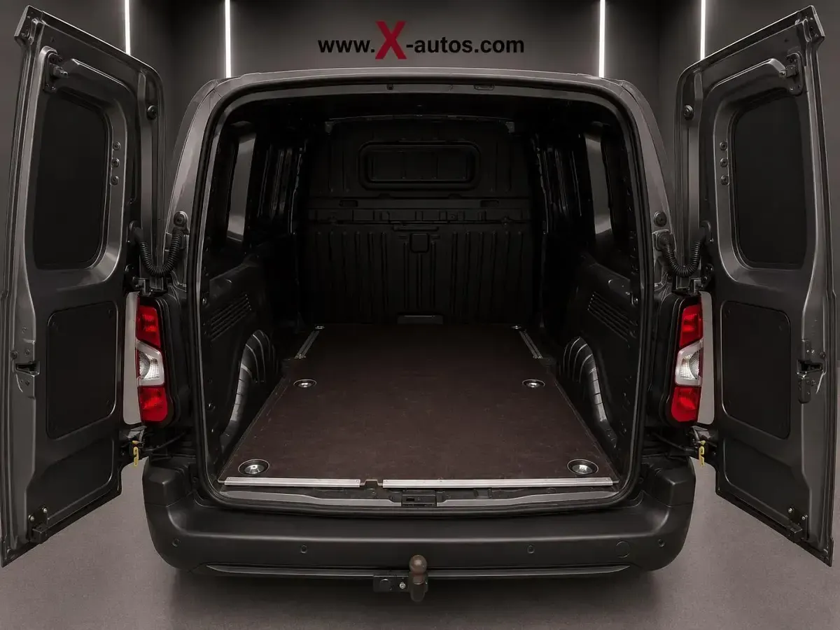 Gebraucht Opel Combo Edition 131 PS (96 kW) 2021 Grau Van / Kleinbus