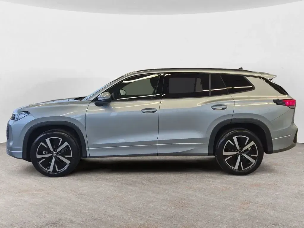 Neu VW Tayron Life 150 PS (110 kW) 2026 Silber SUV