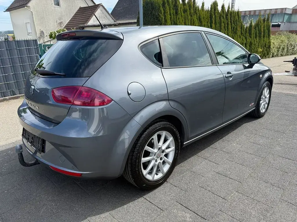 Usata Seat Leon Copa 125 CV (91 kW) 2012 Grigio Berlina