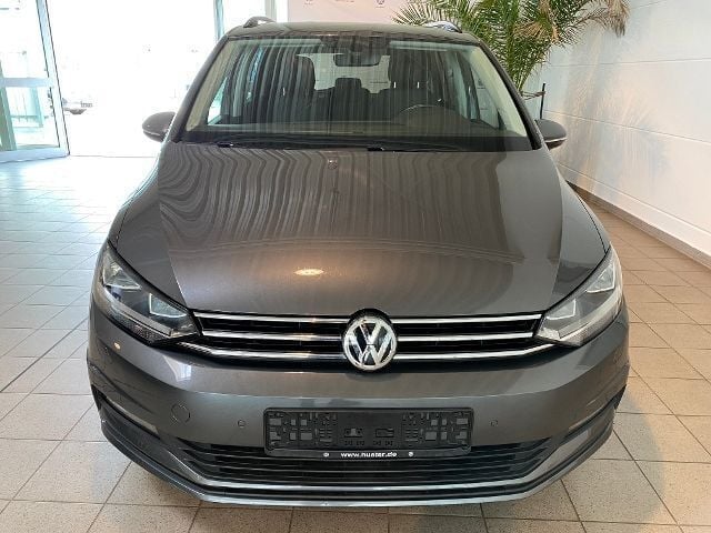 Gebraucht VW Touran Comfortline 110 PS (80 kW) 2017 Grau metallic Van / Kleinbus