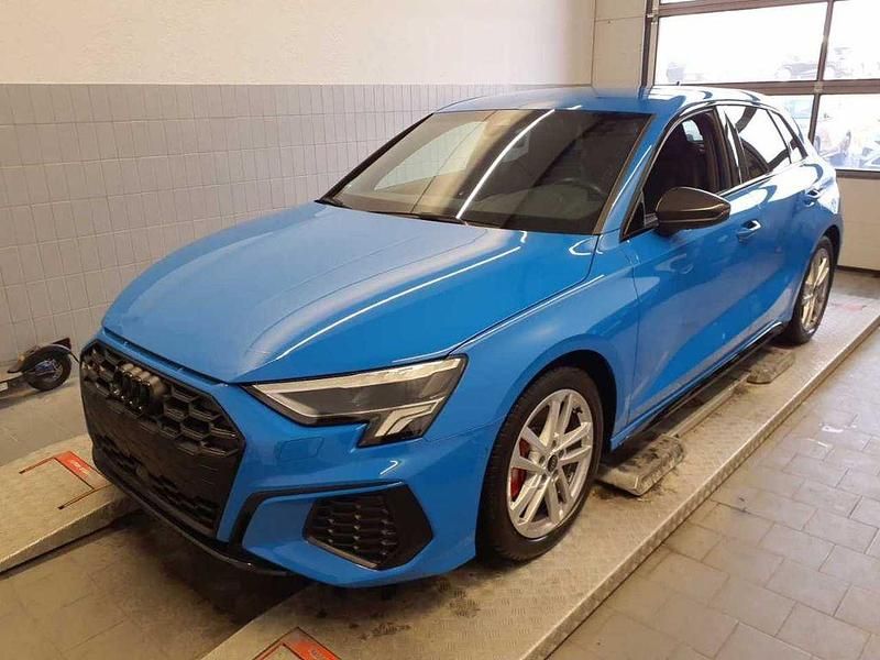 Gebraucht Audi S3 Ambiente 310 PS (228 kW) 2023 Turboblau Limousine