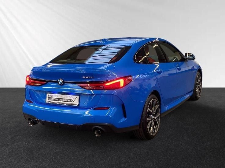 Gebraucht BMW 220 Comfort Edition 178 PS (130 kW) 2024 Misano blau Coupé