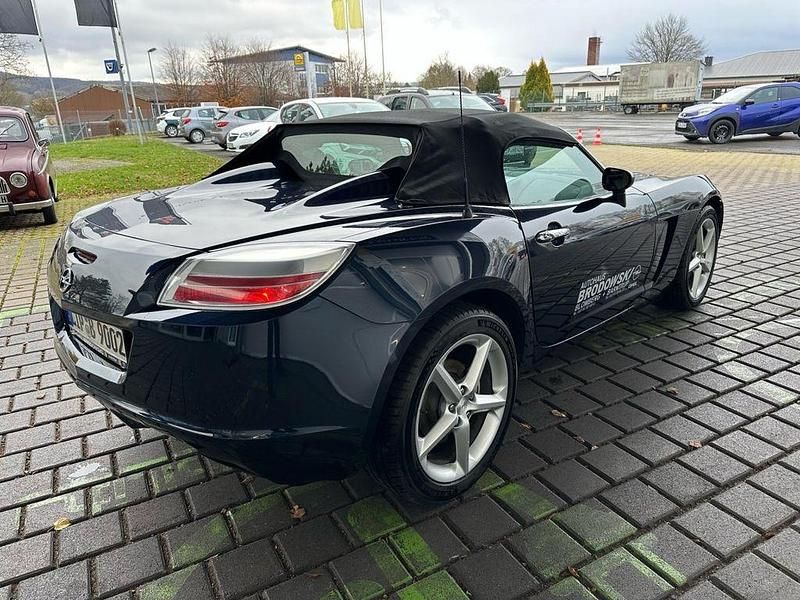 Gebraucht Opel GT 264 PS (194 kW) 2008 Blau Cabrio