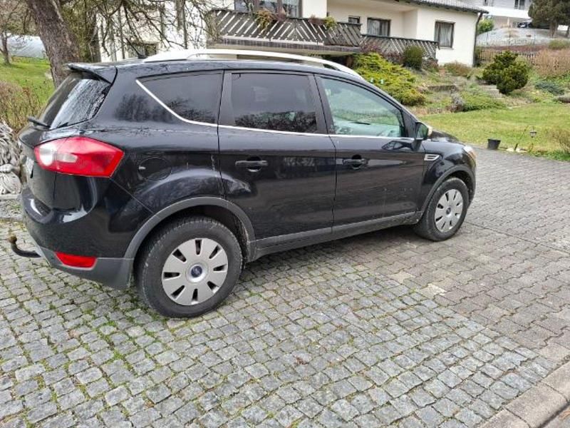 Gebraucht Ford Kuga 163 PS (119 kW) 2012 Schwarz SUV