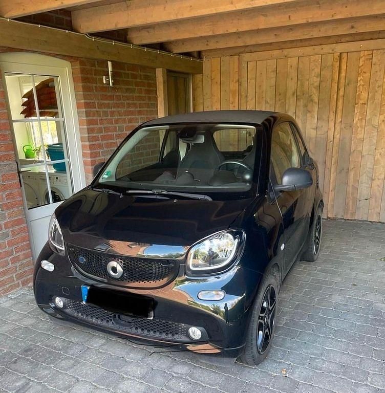 Schwarz Gebraucht 2019 Smart ForTwo Electric Drive Prime Cabrio | 8.500 € (Superpreis) - Bild 1/4