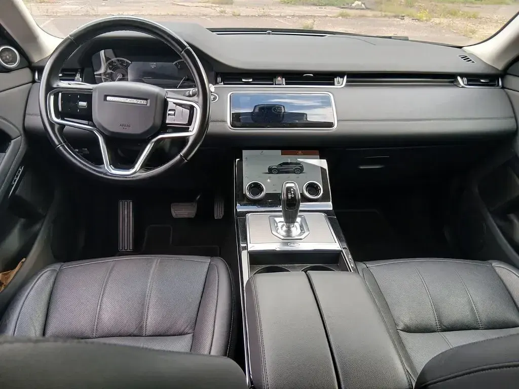 Gebraucht Land Rover Range Rover evoque 163 PS (119 kW) 2022 Schwarz SUV