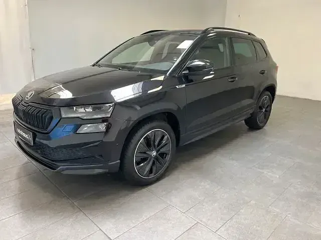 Gebraucht Skoda Karoq SportLine 190 PS (139 kW) 2022 Schwarz SUV