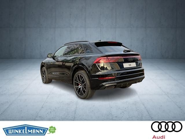 Neu Audi Q8 Ambiente 340 PS (250 kW) 2025 Schwarz (mythosschwarz) SUV