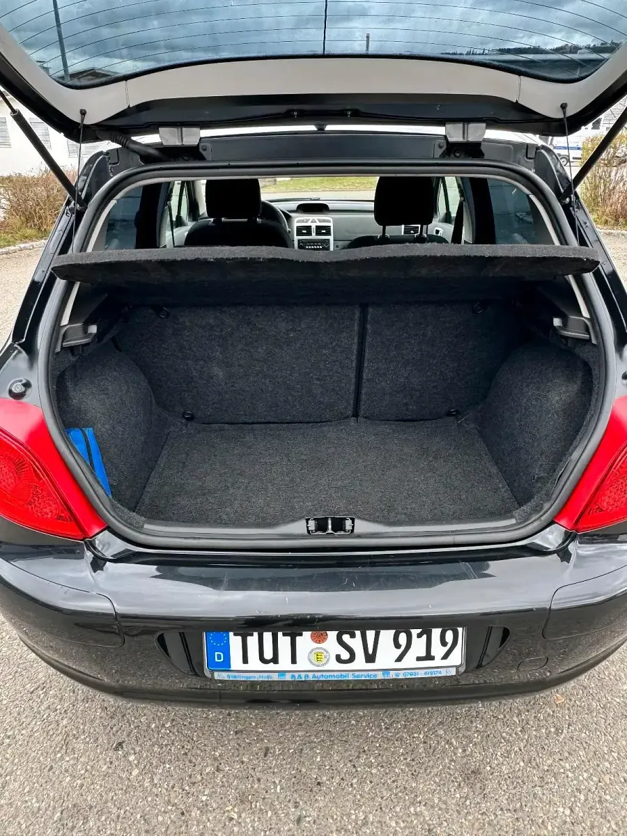 Gebraucht Peugeot 307 109 PS (80 kW) 2005 Schwarz Limousine